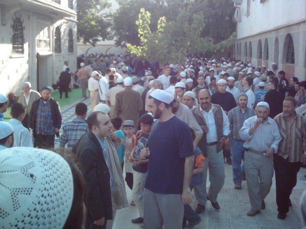 nsanlarla Beraberken Dikkat Etmesi Gereken Edepler